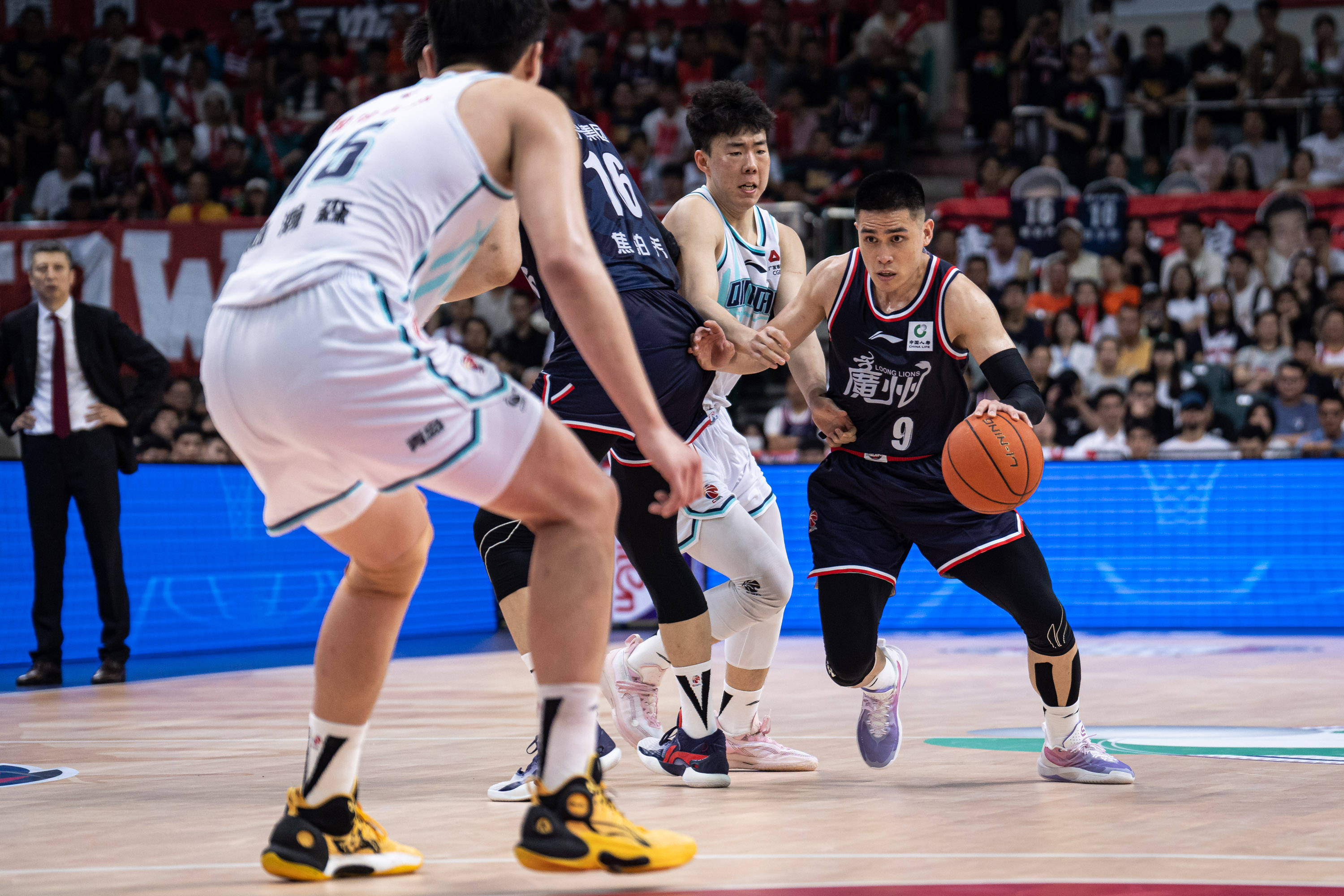 力挺即将于 力挺即将于