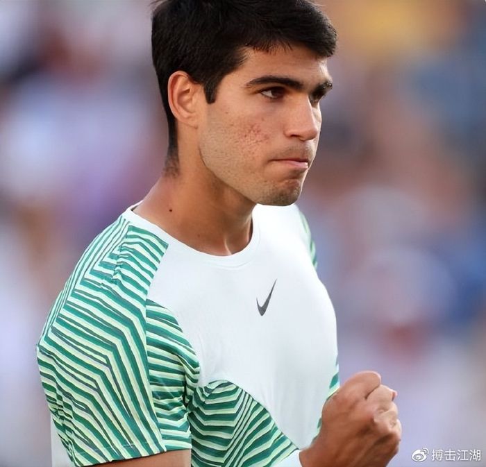 同时精准地 同时精准地